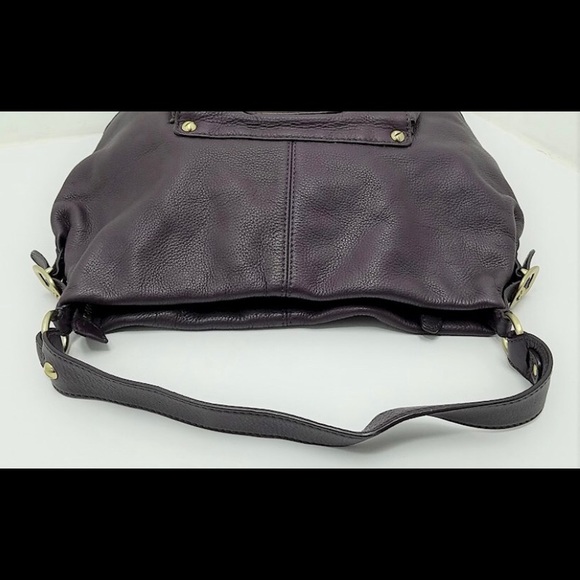 MICHAEL KORS MK HOBO SHOULDER HANDBAG (C-0905) - Picture 4 of 7